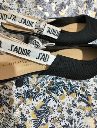 Scarpe con tacco basso