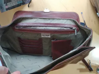 Maletín de cuero marrón