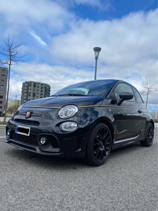 Abarth 595 Scorpioneoro