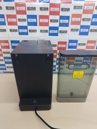 Cafetera cápsulas con tanque leche y 20 bares – Cecotec