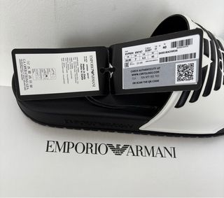 Chanclas Emporio Armani Negras y Blancas Talla 40
