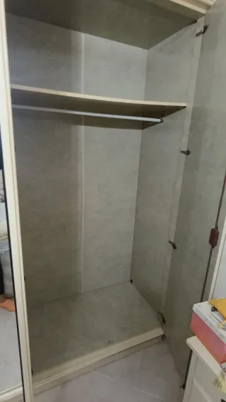 Armario 4 puertas con espejo