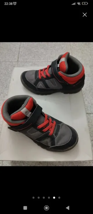 Botas de senderismo Decathlon talla 32