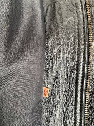 Chaqueta de diseño clásico de Piel Deubo