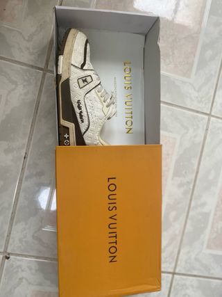 Zapatos Louis Vuitton Blancos y Marrones