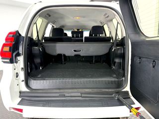 TOYOTA Land Cruiser 2.8 D4D VX