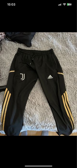 Pantalones chándal Juventus Adidas negros y dorado