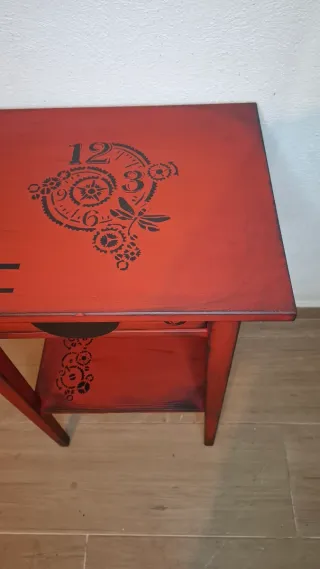 Mesita Auxiliar Estilo Industrial Roja