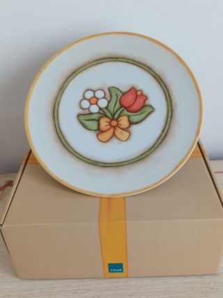 Thun alzata country con cartellino.