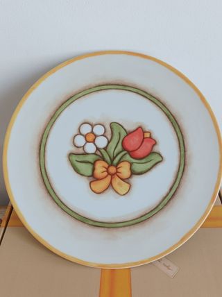 Thun alzata country con cartellino.