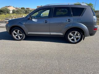 Mitsubishi Outlander 2009