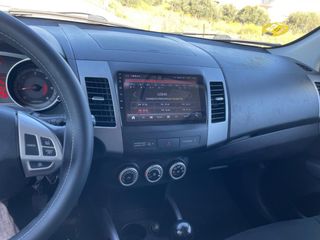 Mitsubishi Outlander 2009