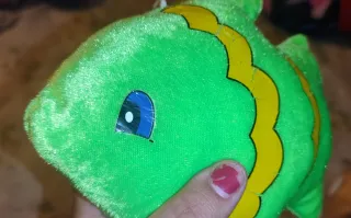 Peluche pesce verde giallo