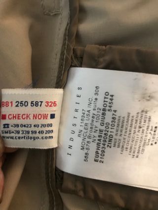 Moncler Trench Beige Mujer