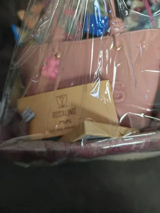 Cesta de regalo rosa