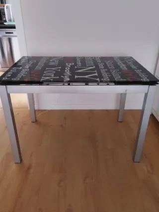 Mesa extensible cristal templado New York