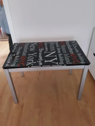 Mesa extensible cristal templado New York