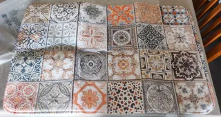 Tappeto da cucina con design a piastrelle