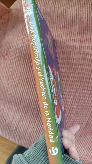 Kika Superbruja y el hechizo de la Navidad (Kik...