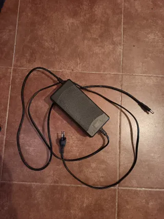 Bicicleta Eléctrica Plegable Blanca