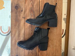 Botines polipiel tacón