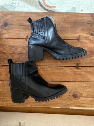 Botines polipiel tacón