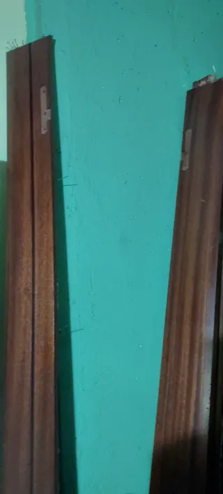 Puerta de madera maciza Medidas 2m altox72 ancho