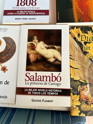 diferentes libros de Historia