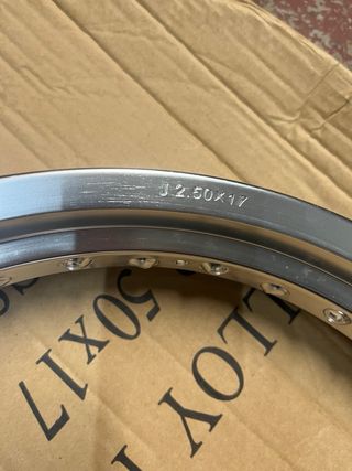 Llanta Aro 2.50x17 Moto 50cc rieju rj