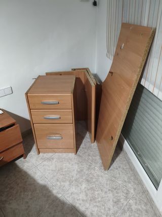 Escritorio de esquina de madera grande