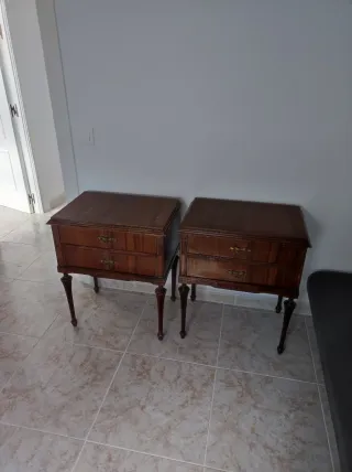 Cómoda y Mesitas Vintage Madera (regalo cabecero)