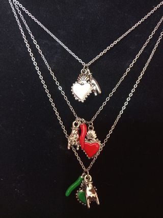 Collana portafortuna cuore e peperoncino