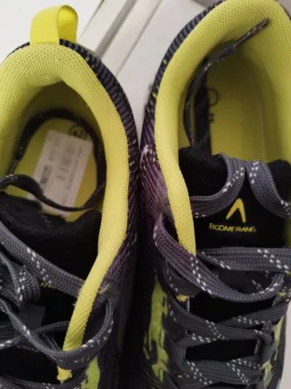 Zapatillas deportivas BODYMAPPING negras y verdes