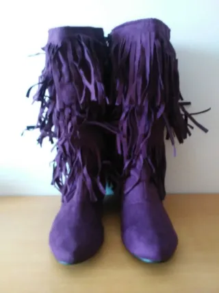Botas de ante morado talla 38