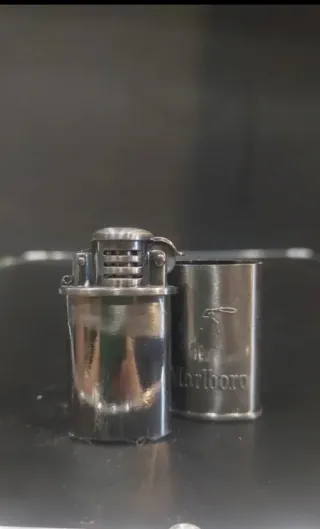 Mechero Marlboro Gasolina