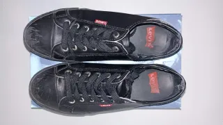 Zapatillas Levi's Negras Talla 39