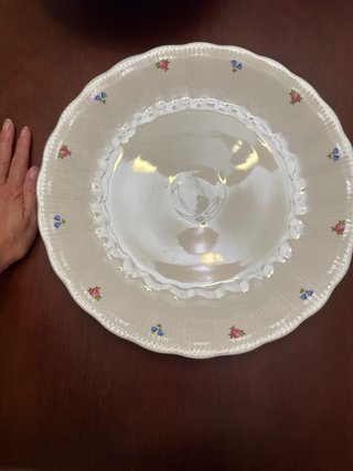 Fuentes de porcelana con diseño floral