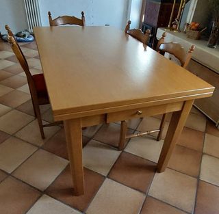 Tavolo + 4 Sedie Legno e Tessuto