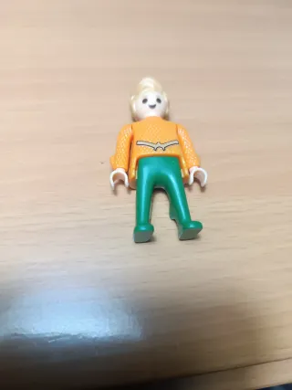 Muñeco Playmobil DC Kinder Aquaman.