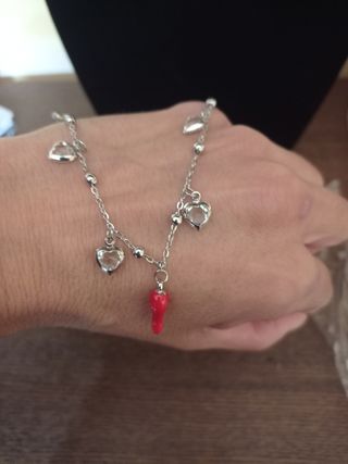 Collana con ciondolo cornetto rosso