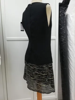 Vestido negro con estampado