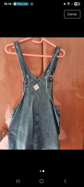 Vestido peto vaquero corto con falda