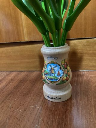 Tulipanes de madera decorativos