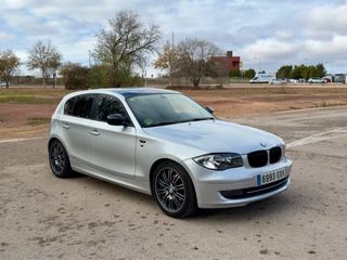 BMW Serie 1 2008 SOLO ATIENDO LLAMADAS Y WHATSAPP