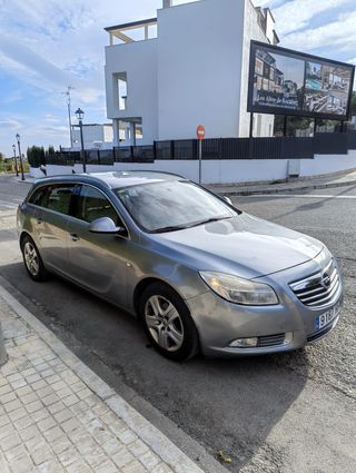 Opel Insignia Tourer 2.0 CDTI 2012