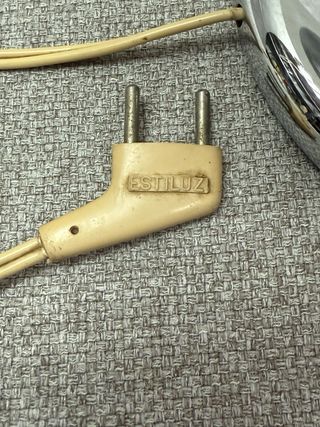 Lámpara Vintage Bola Blanca Metal