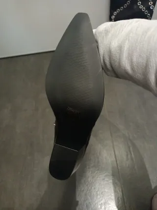 Stivali La Flor neri con borchiette in metallo