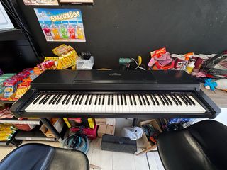 Piano Yamaha Clavinova CLP-360