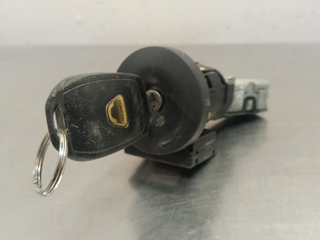 ANTIRROBO / LLAVE CONTACTO DACIA SANDERO II 21986