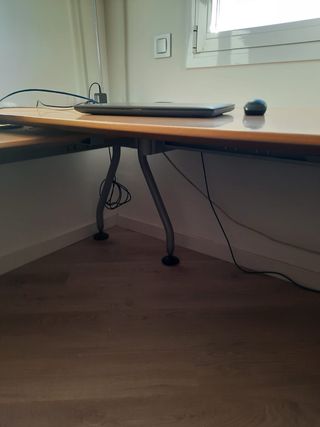 Mesa de despacho L + buc